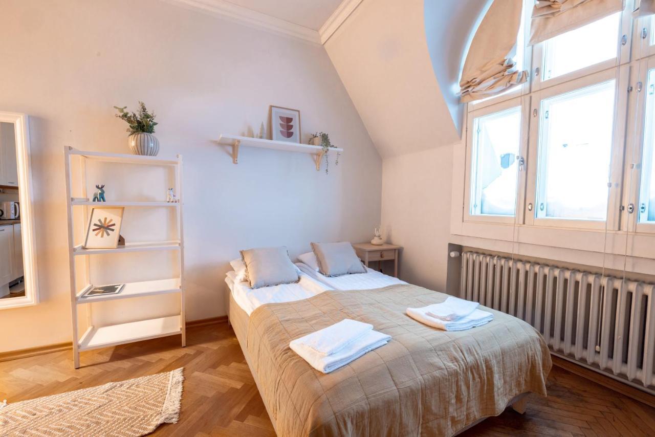 2Ndhomes Cozy & Compact Top Floor Studio In Erottaja Helsinki Exterior foto
